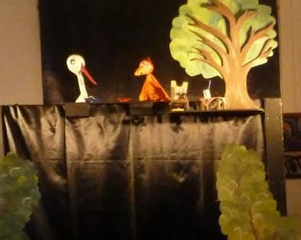 Balades contées ou spectacles de contes, Valérie notre conteuse vous transporte dans son univers merveilleux....